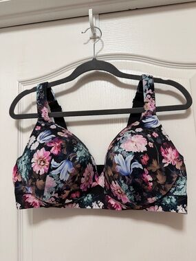 Lane Bryant Cacique lightly lined plunge comfort bliss bra size 40D